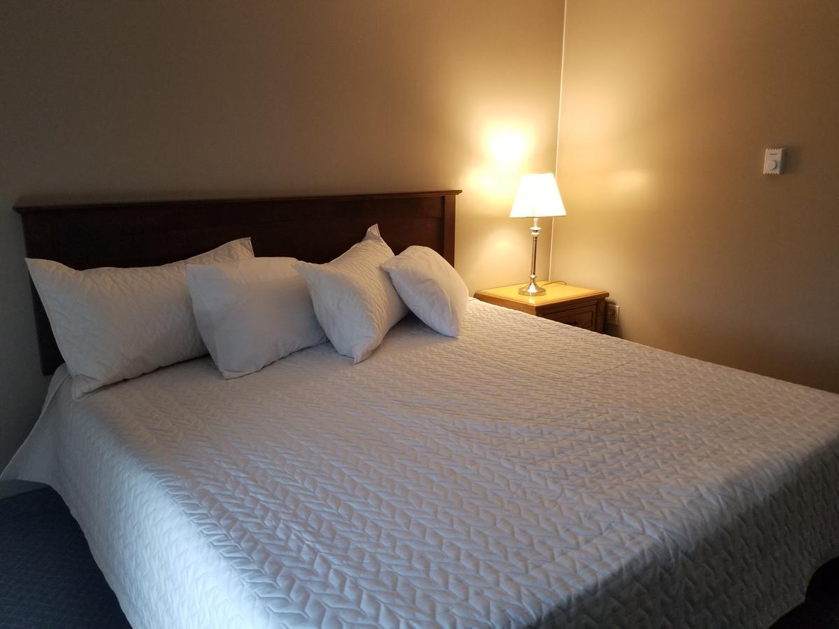 Knights Inn Вудсток Екстер'єр фото