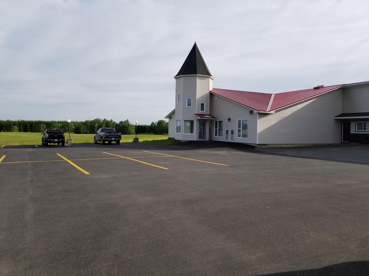 Knights Inn Вудсток Екстер'єр фото
