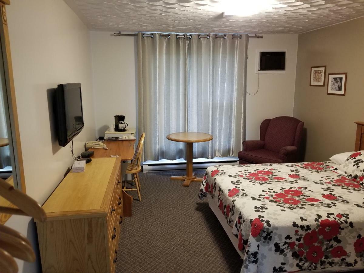 Knights Inn Вудсток Екстер'єр фото